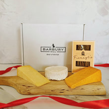 Load image into Gallery viewer, Torpenhow Organic Three Cheese Selection with crackers
