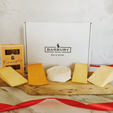 Load image into Gallery viewer, Torpenhow Organic Five Cheese Selection Box with crackers
